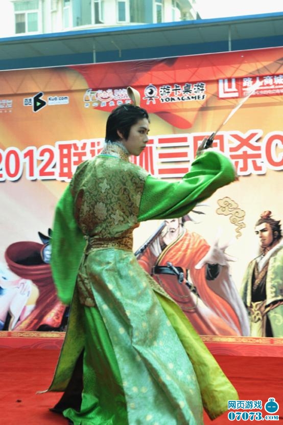 2012��ͨ������ɱCOSPLAY�����人վ