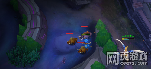 创世联盟穿墙的技巧与插眼的艺术