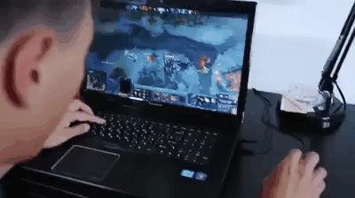 游戏搞笑gif第3期:我看看谁的钱包里还有钱