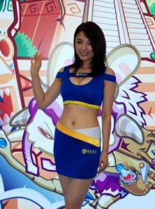 ����������09��չ��һ��Ů������