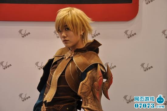 2011�������ֳ�COS ˧����Ů������