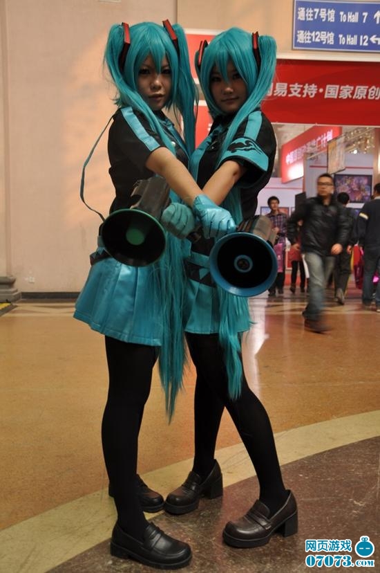 2011����������COS ˫������������